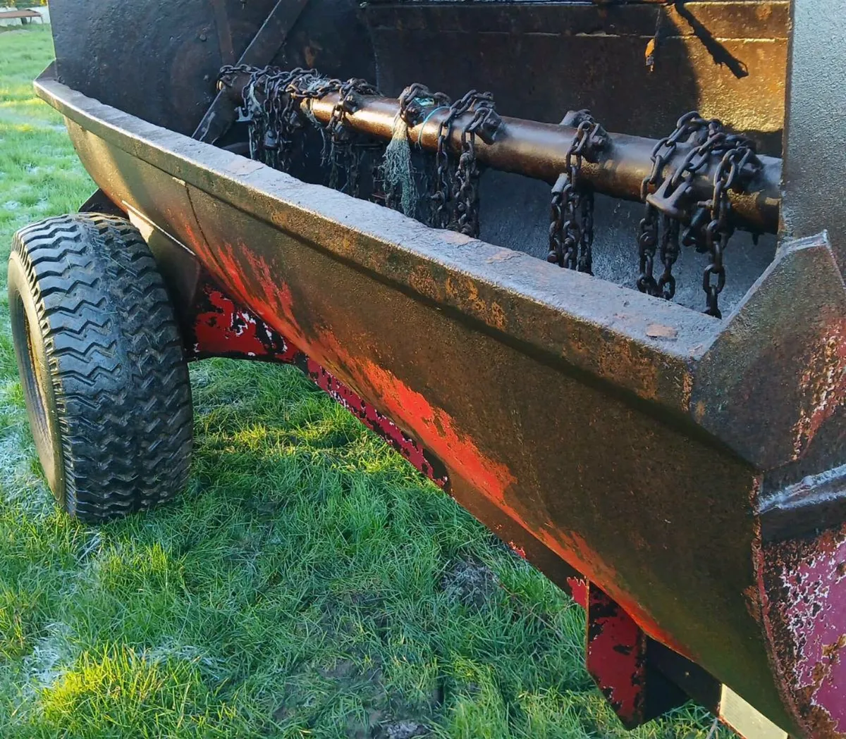 Marchell Dung Spreader 8.5 CU. YD. - Image 1