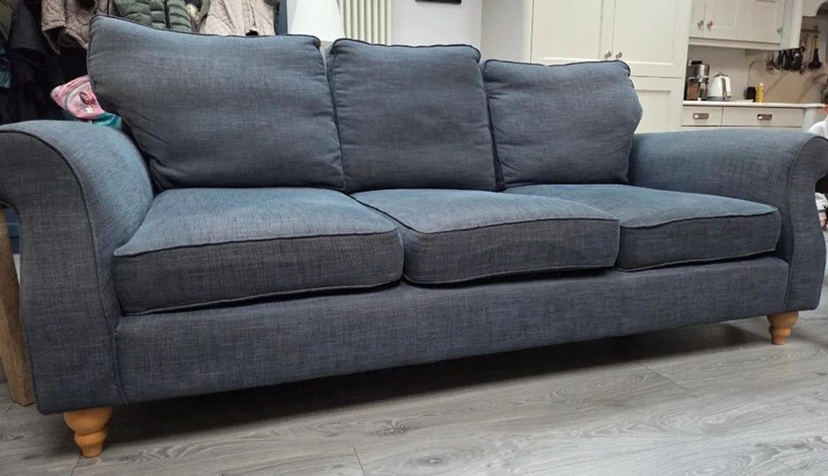 3 Seater Navy Couch - Image 2