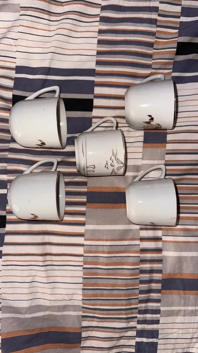 Used Antique plates, cups and saucers - Image 2