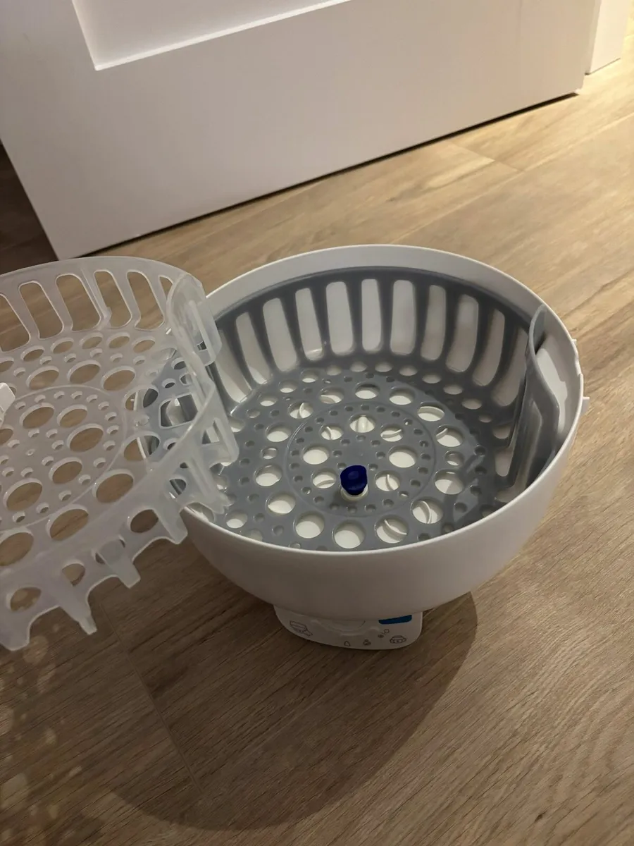 MAM Electric Steam Steriliser - Grey - Image 3
