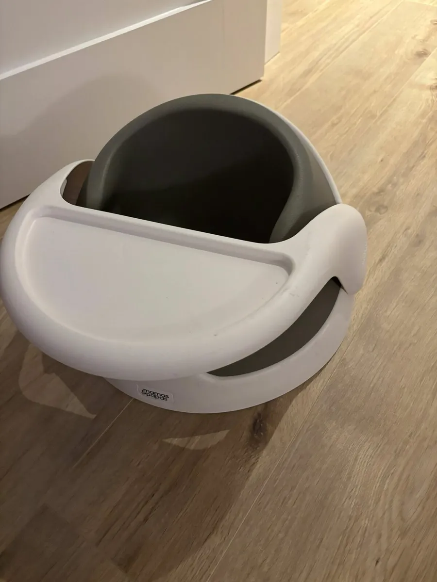 Baby Snug Floor Seat with Tray Pebble Grey - Image 2