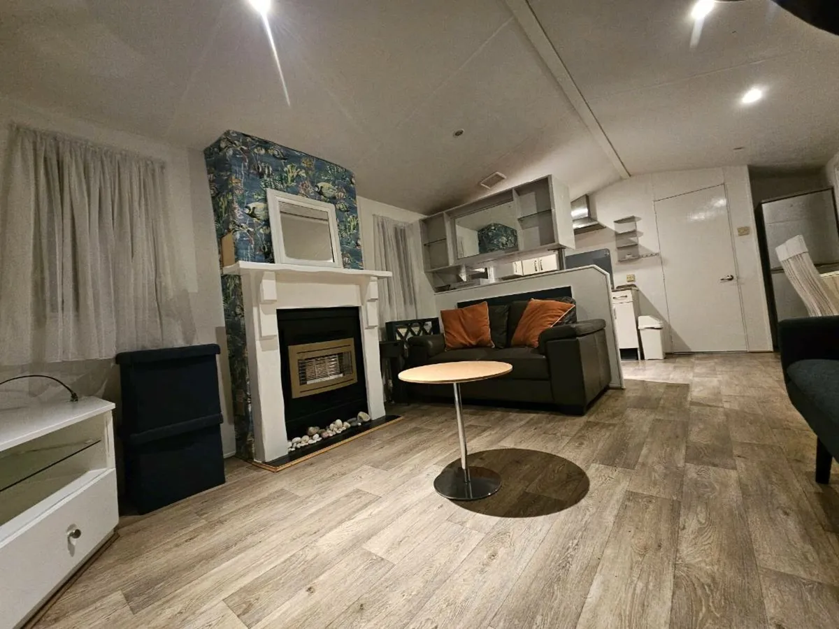 Mobile for long term rent - Image 4