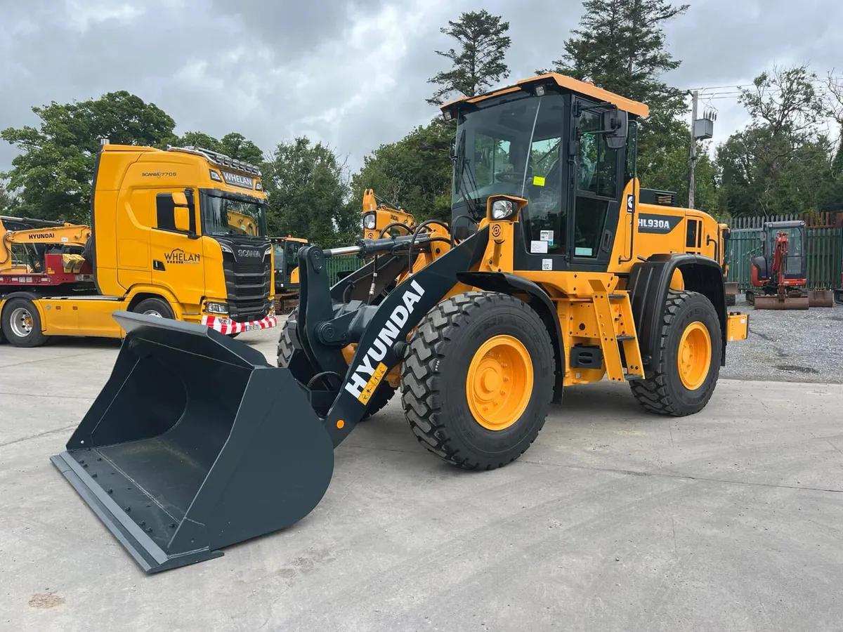 2026 Hyundai HL930A Loader Ex Stock - Image 2