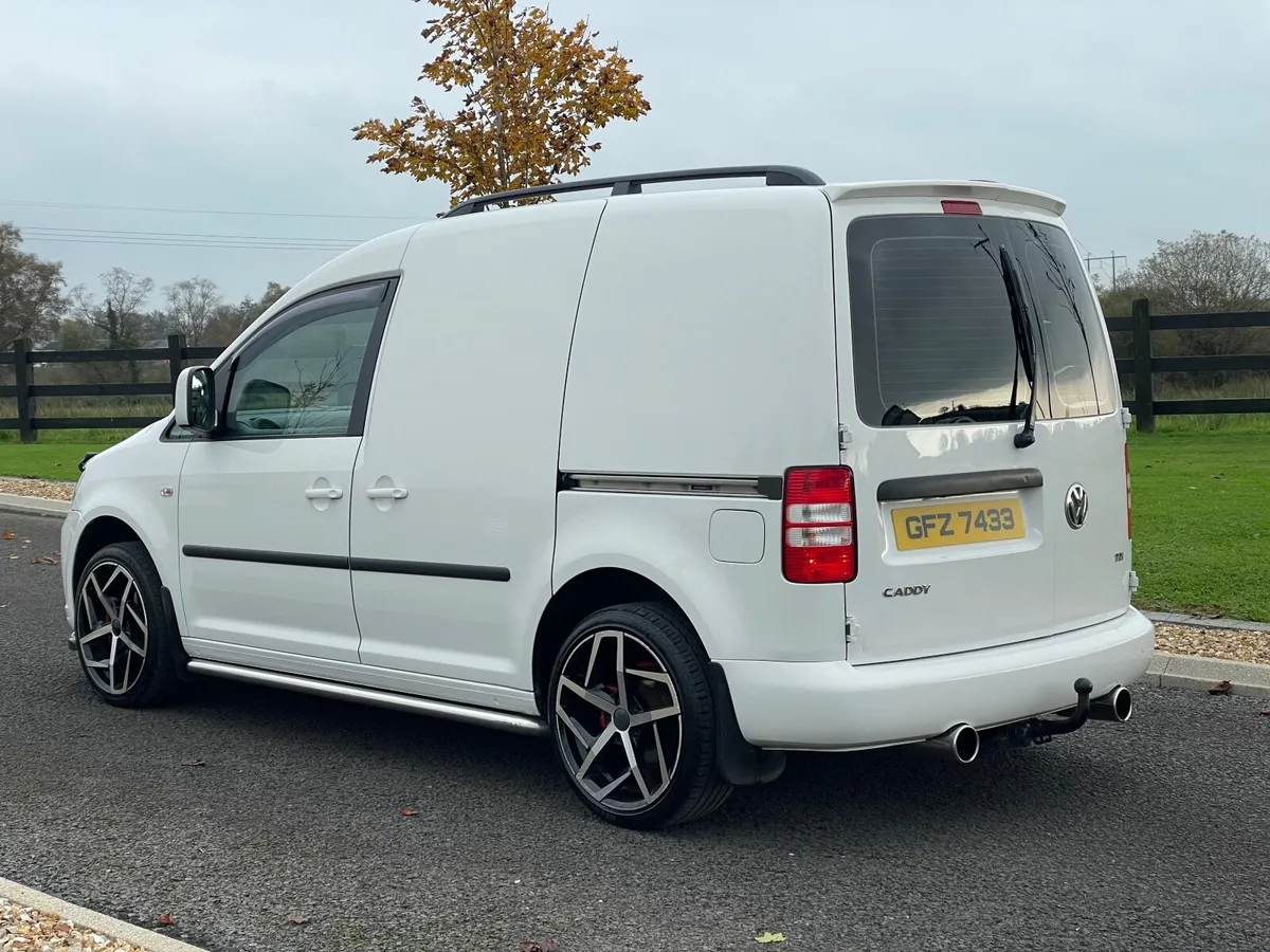 Volkswagen Caddy 2011 1.6TDI 102 (KITTED, LEATHER) - Image 4