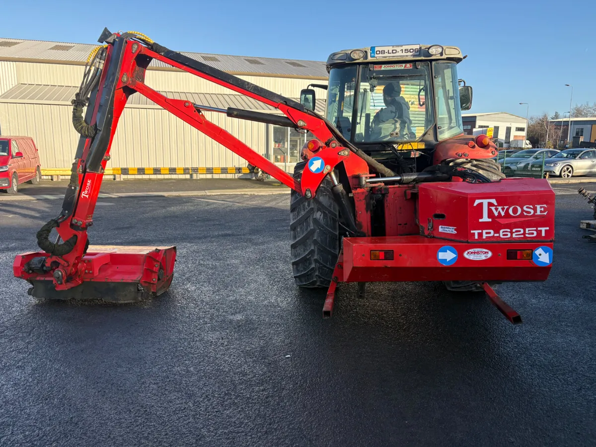 Twose TP-625T Hedgecutter - Image 1