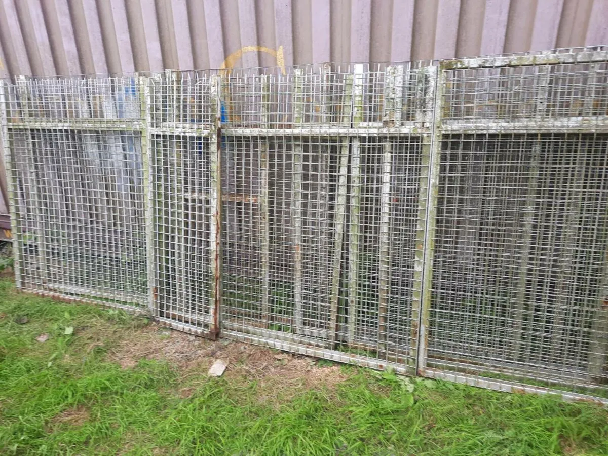 Dog run  15 by 11 - Image 3