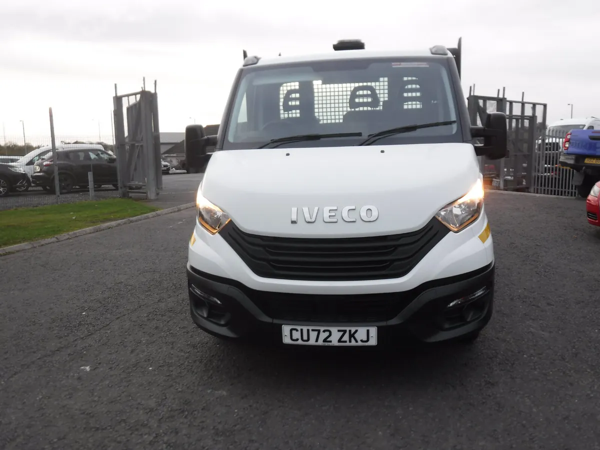 Iveco Daily 2022 twin wheel tipper 3500kg gross. - Image 3