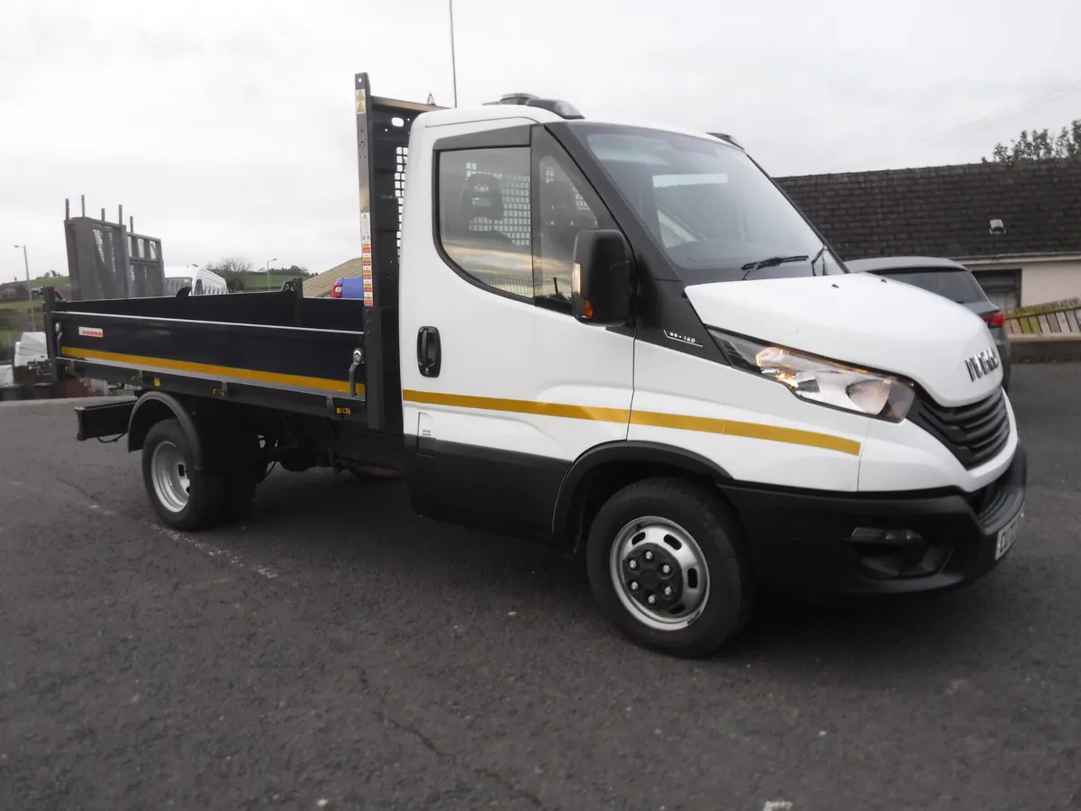 Iveco Daily 2022 twin wheel tipper 3500kg gross. - Image 1
