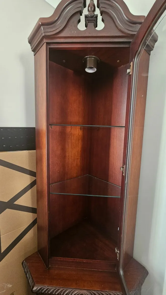 Corner cabinet(Mahogany) - Image 1