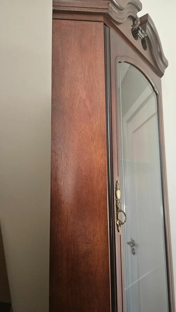 Corner cabinet(Mahogany) - Image 3