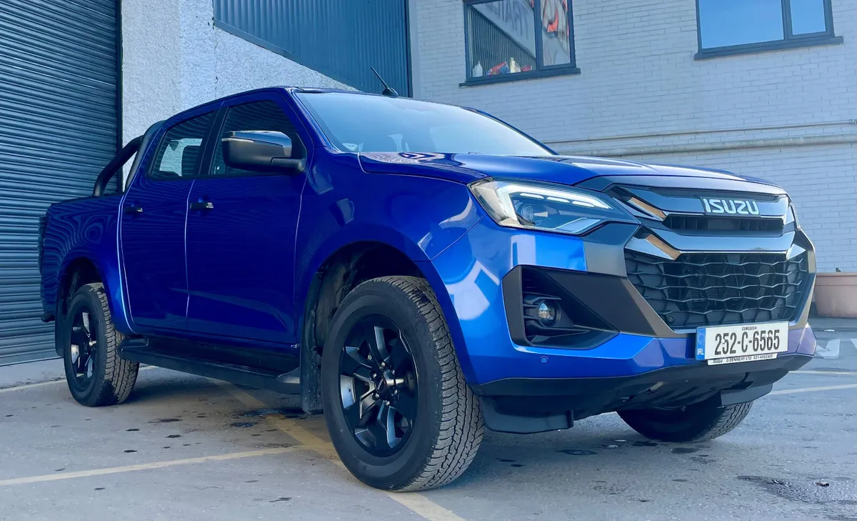 Isuzu D-Max 2025 *Demo* - Image 3