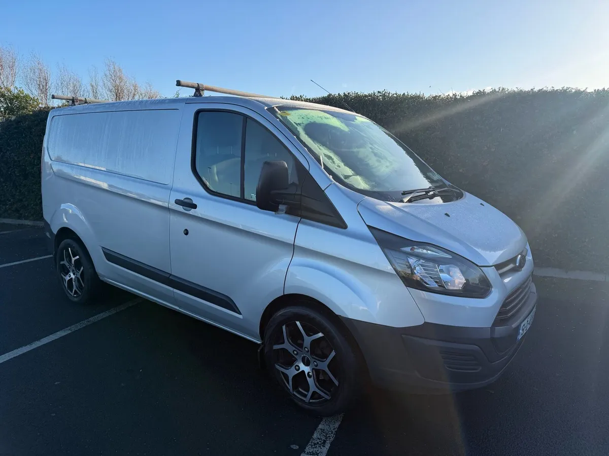 2015 Ford Transit Custom SWB - Image 1