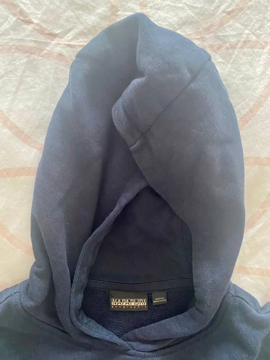 Napapijri Hoodie size 8y - Image 3