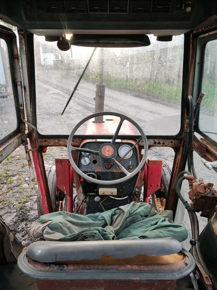 Massey 550 - Image 3