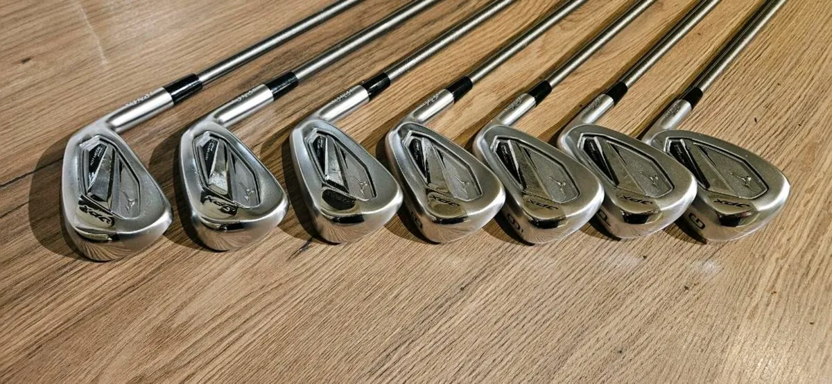 Mizuno JPX 925 Hot Metal Pro - Image 1