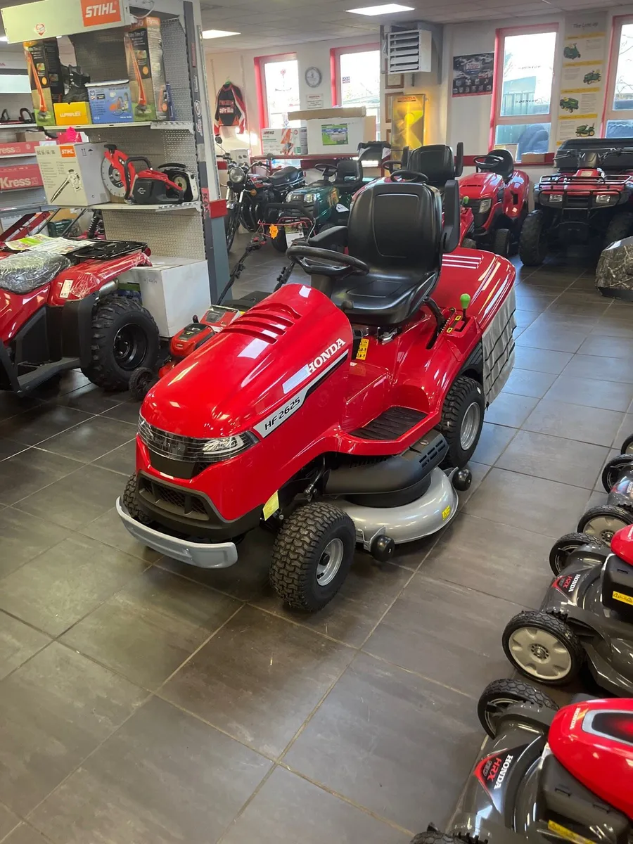 Lawnmowers - Image 3