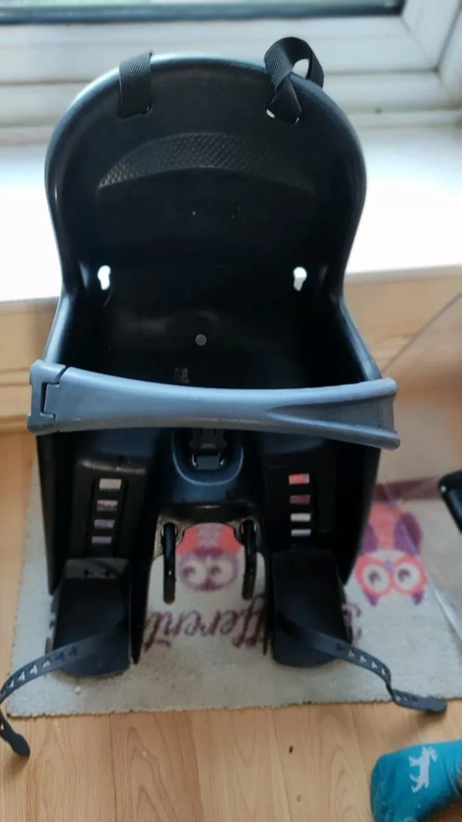 Bike front seat + shield - Image 1