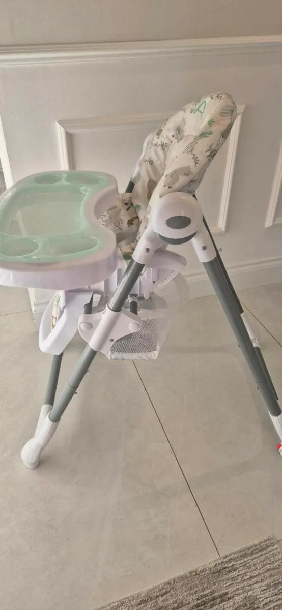 Mamas and papas Highchair - Image 3