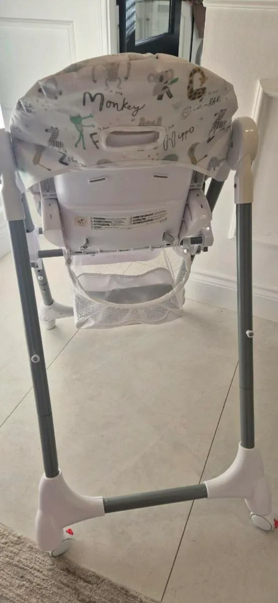 Mamas and papas Highchair - Image 4