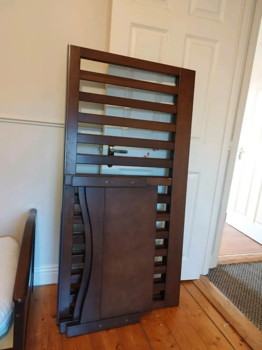 Nursery room set. Cot/bed, wardrobe, draw unit - Image 4