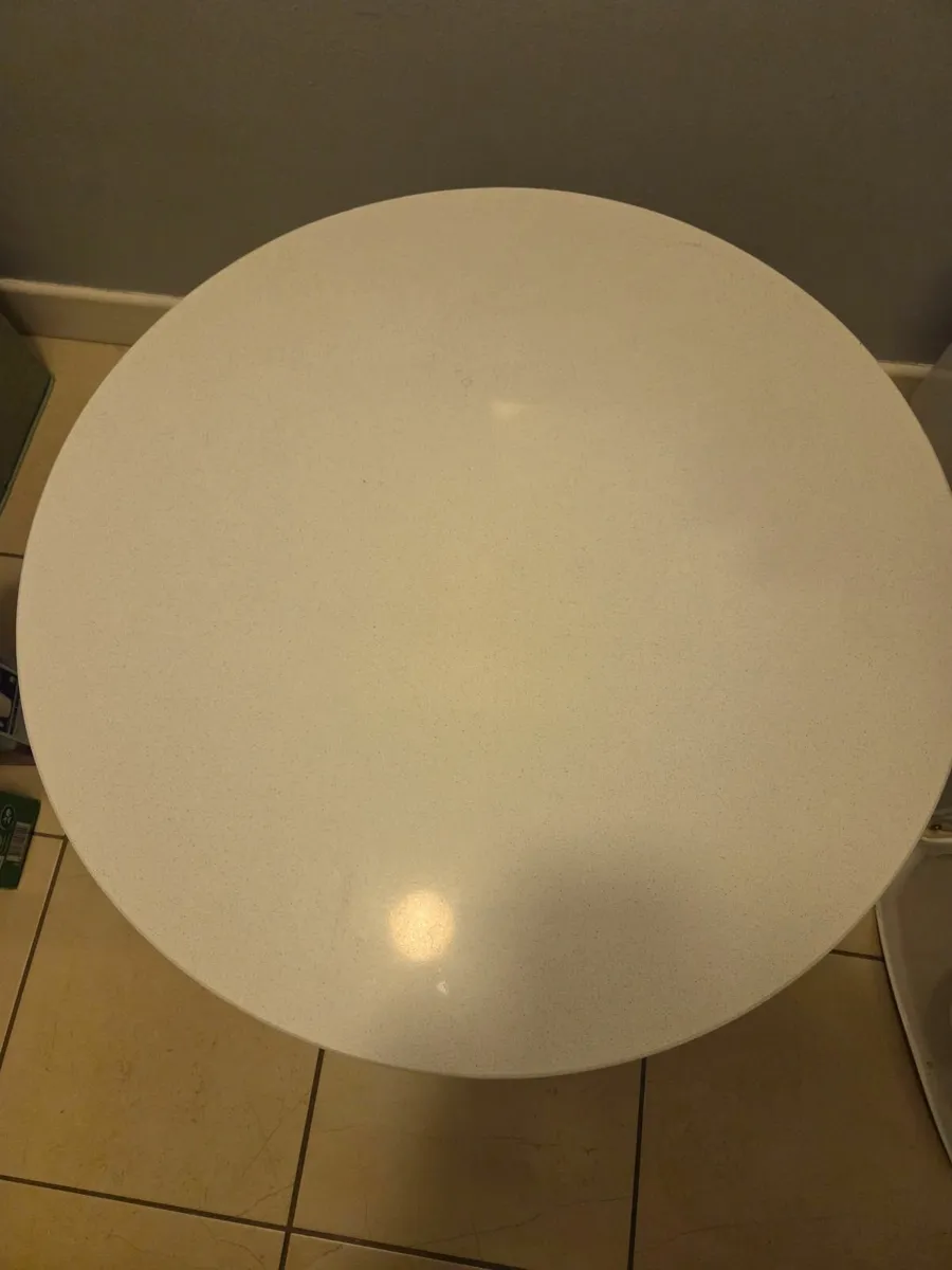 Quartz coffee table - Image 2