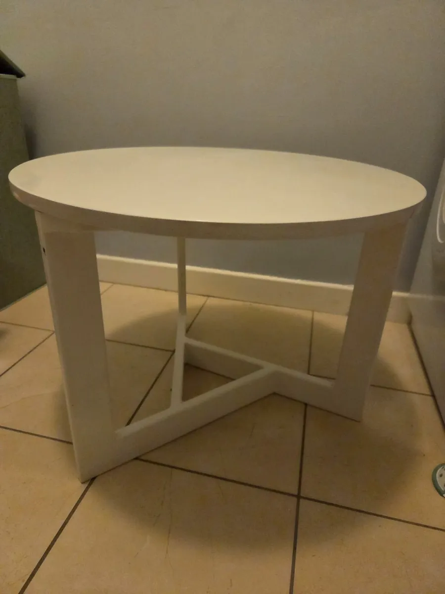 Quartz coffee table - Image 1