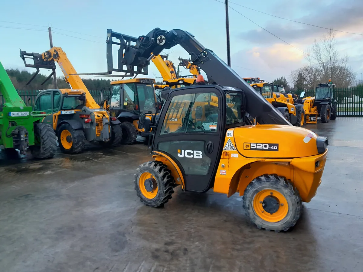 JCB 520-40 2017 (18061) - Image 2