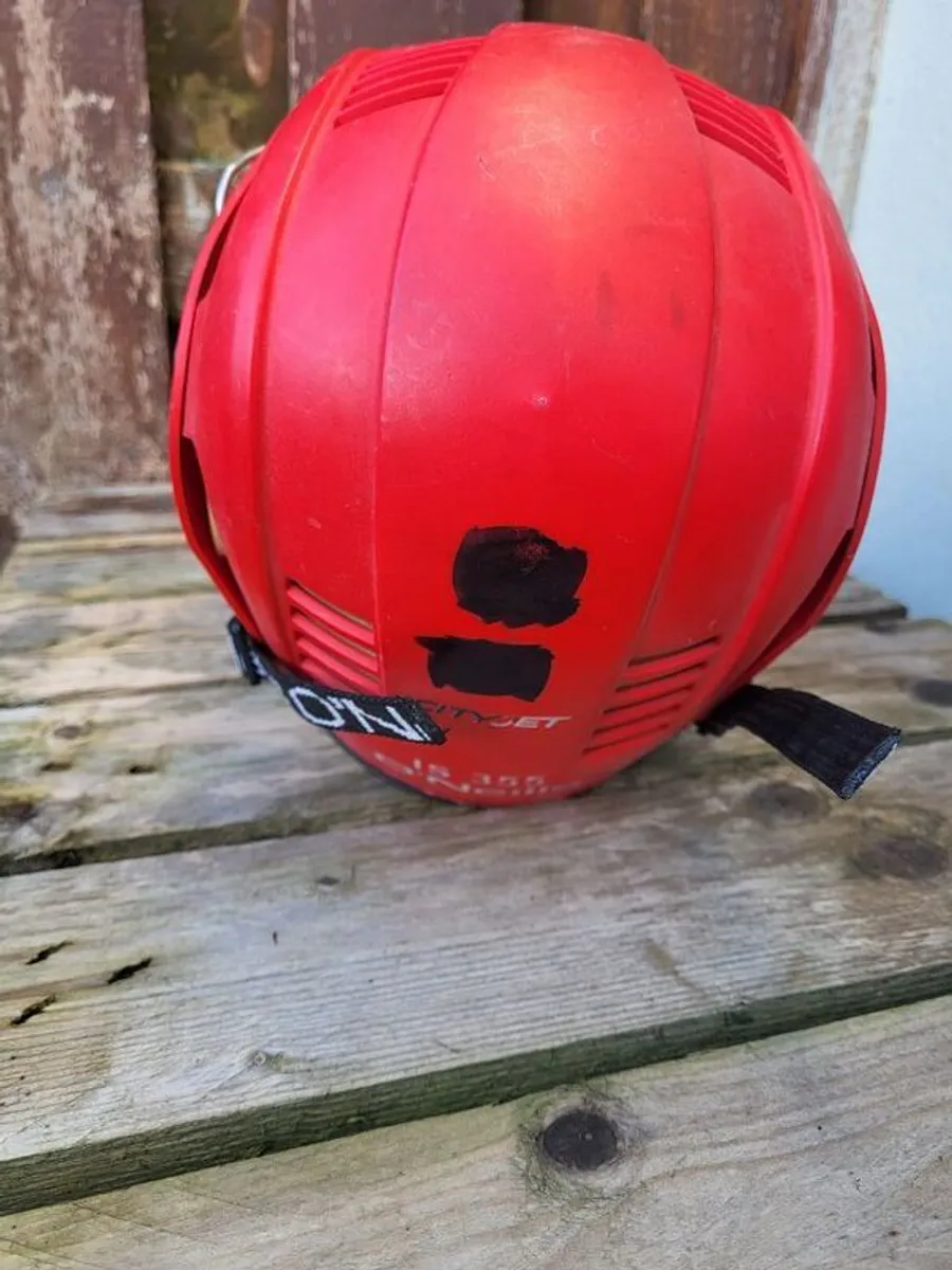 Helmet, hurling - Image 3