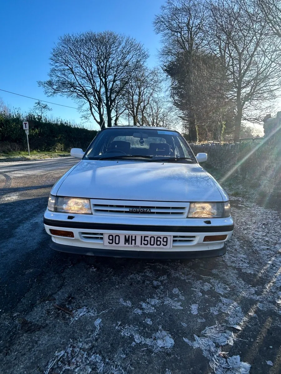 Toyota carina gli - Image 2