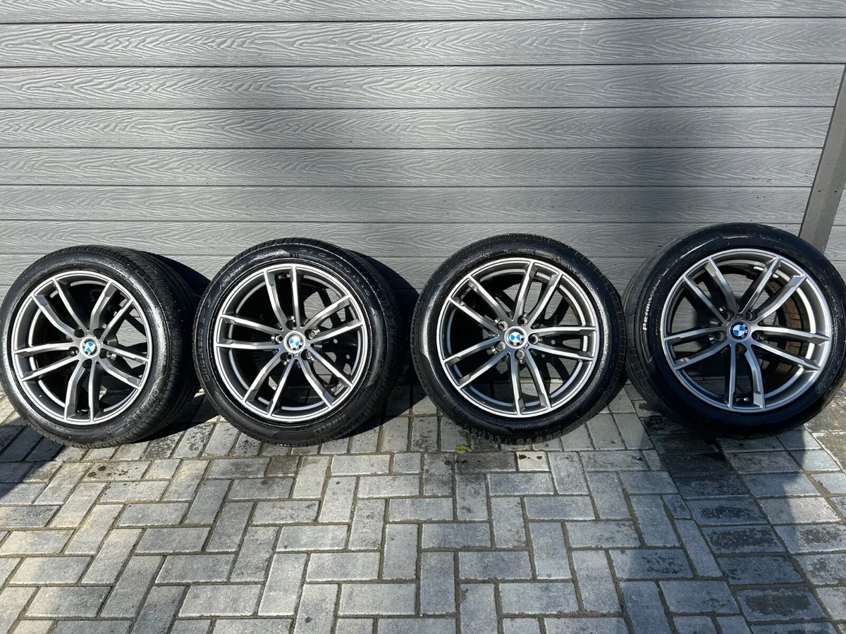 18” GENUINE BMW 5 SERIES ALLOY WHEELS & TYRES - Image 4
