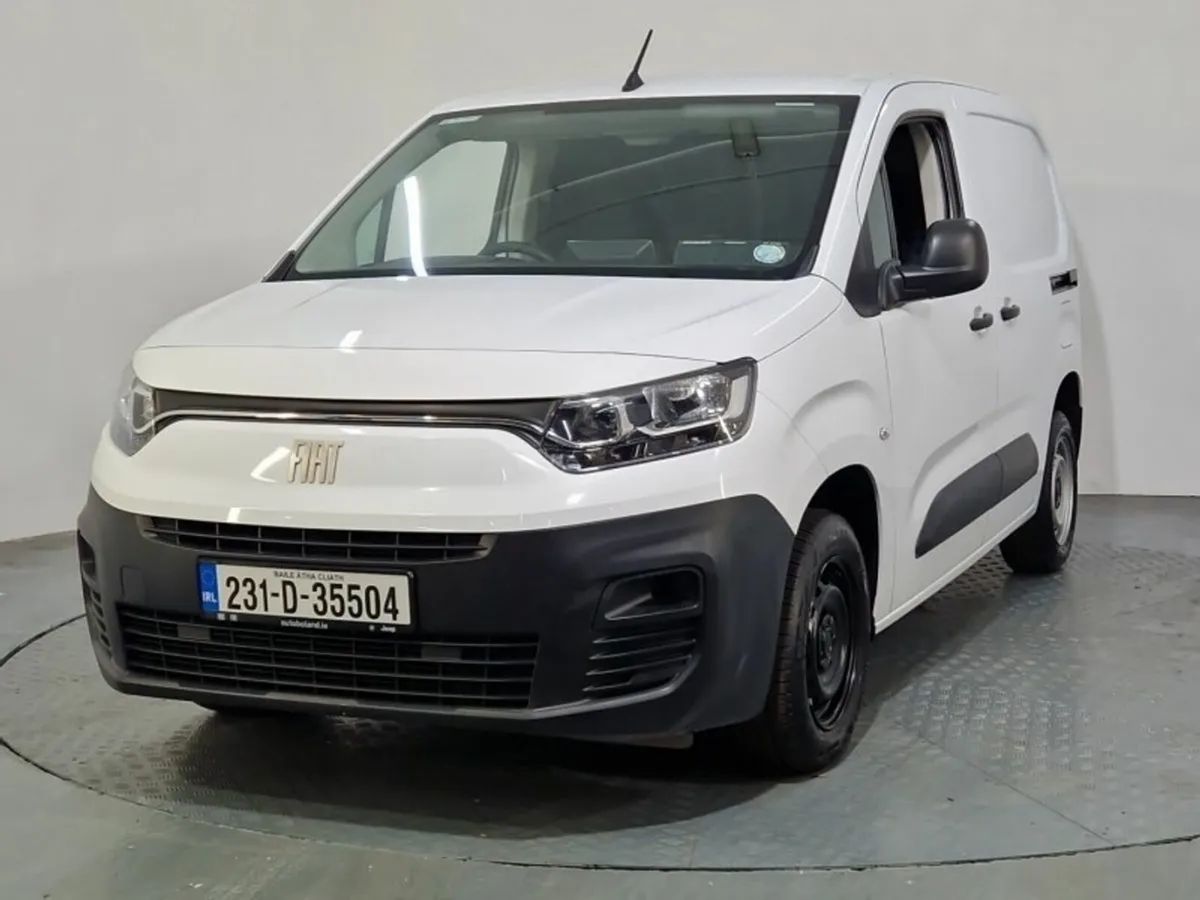 Fiat Doblo DOBLO SWB 1.5 100BHP  650 KG 4DR - Image 1