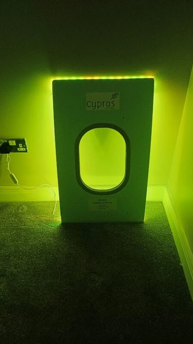 Authentic Airbus A319 Aircraft Window Panel LED lights Cyprus Airways | Reg 5B-DCX - Image 3