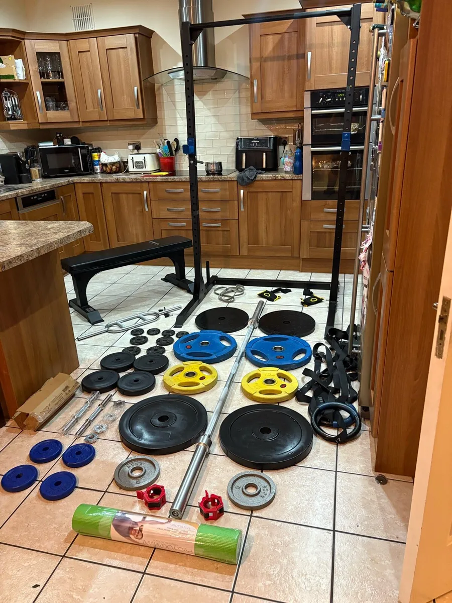 CHEAP OLYMPIC WEIGHT SET UP, BENCH, SQUAT, WEIGHTS - Image 1