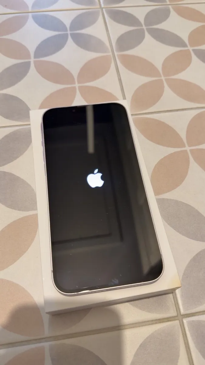 Purple iPhone 14 Plus  128gb - Image 3