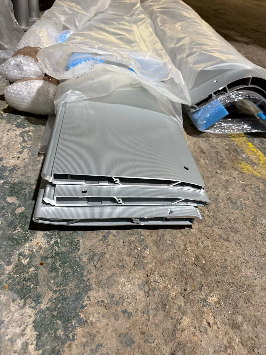 Project bargain to clear. - Image 4