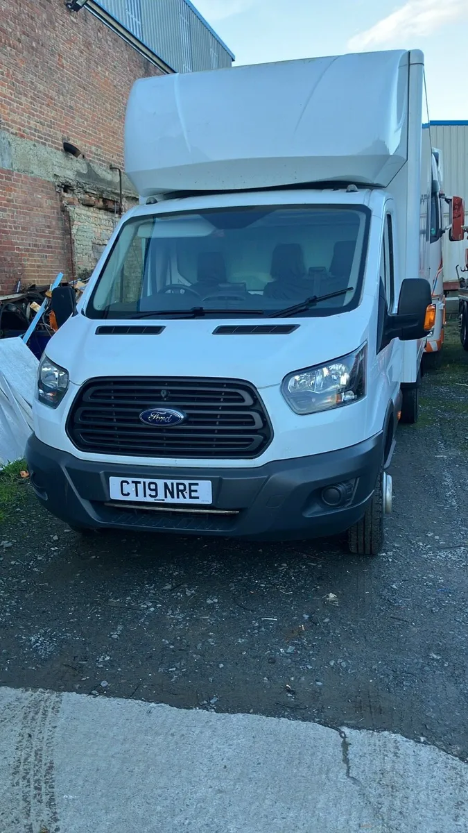 Ford transit Luton - Image 2