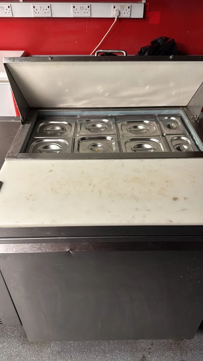 Pizza shop closing down - Image 4