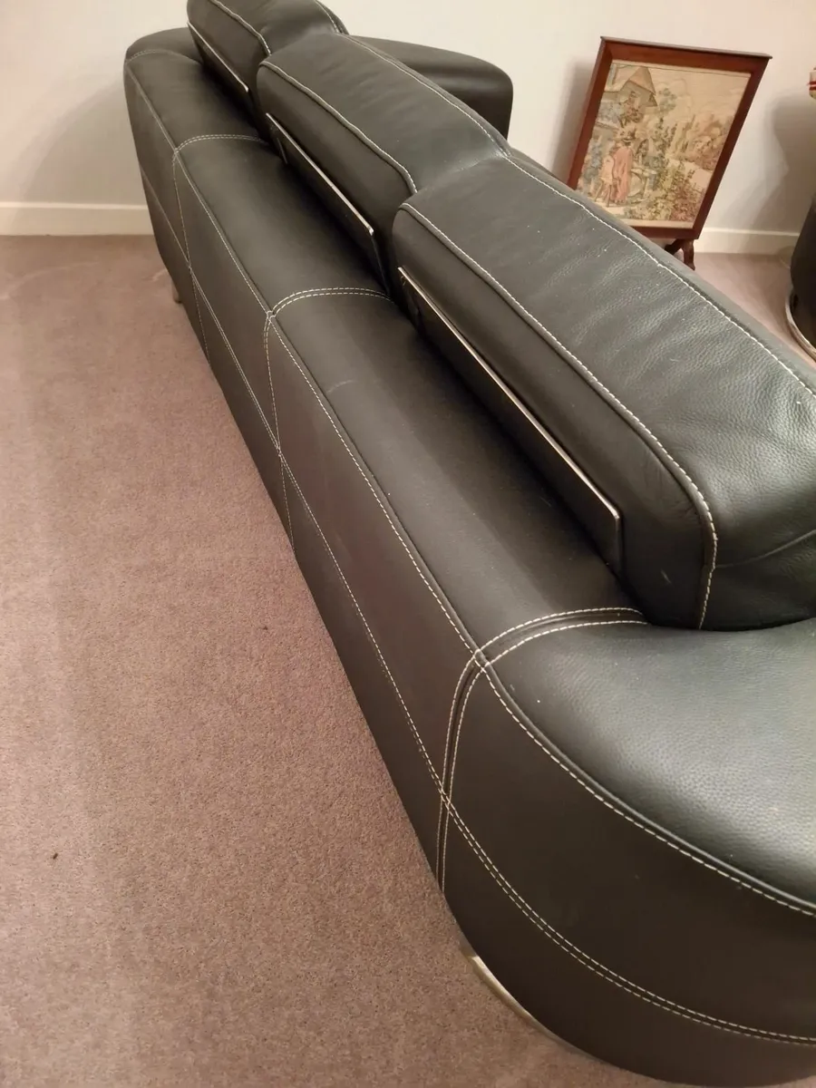 Leather sofa & armchair - Image 1