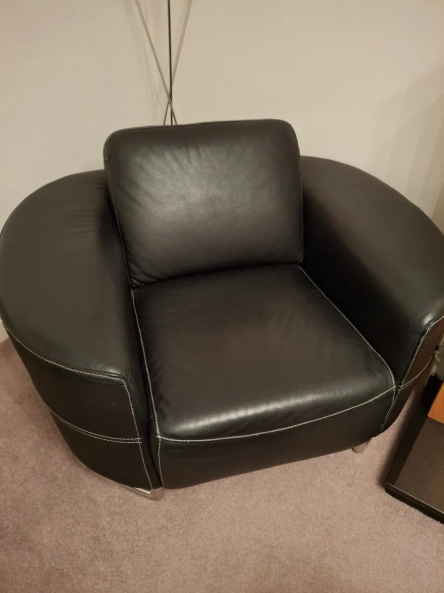 Leather sofa & armchair - Image 3