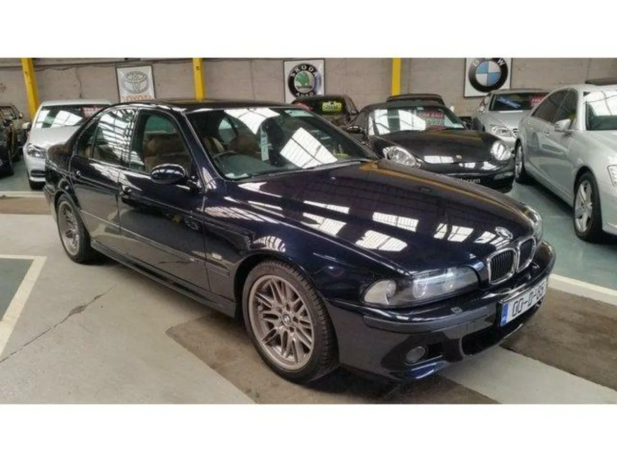 BMW M5 M5 5.0 // MANUAL // IMMACULATE CONDITION // - Image 3