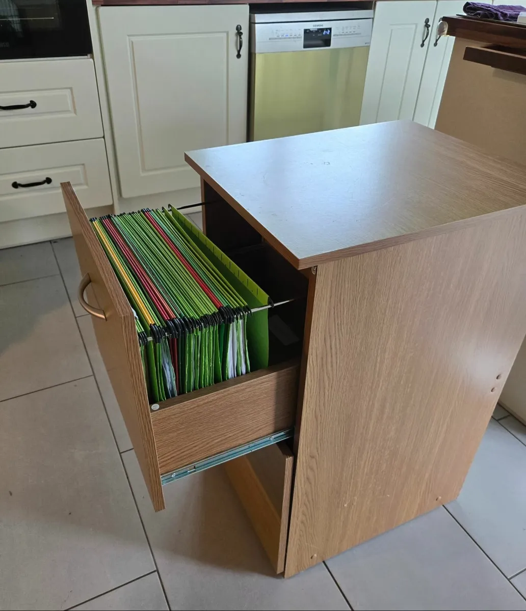 Filing Cabinet(A4) - Image 1