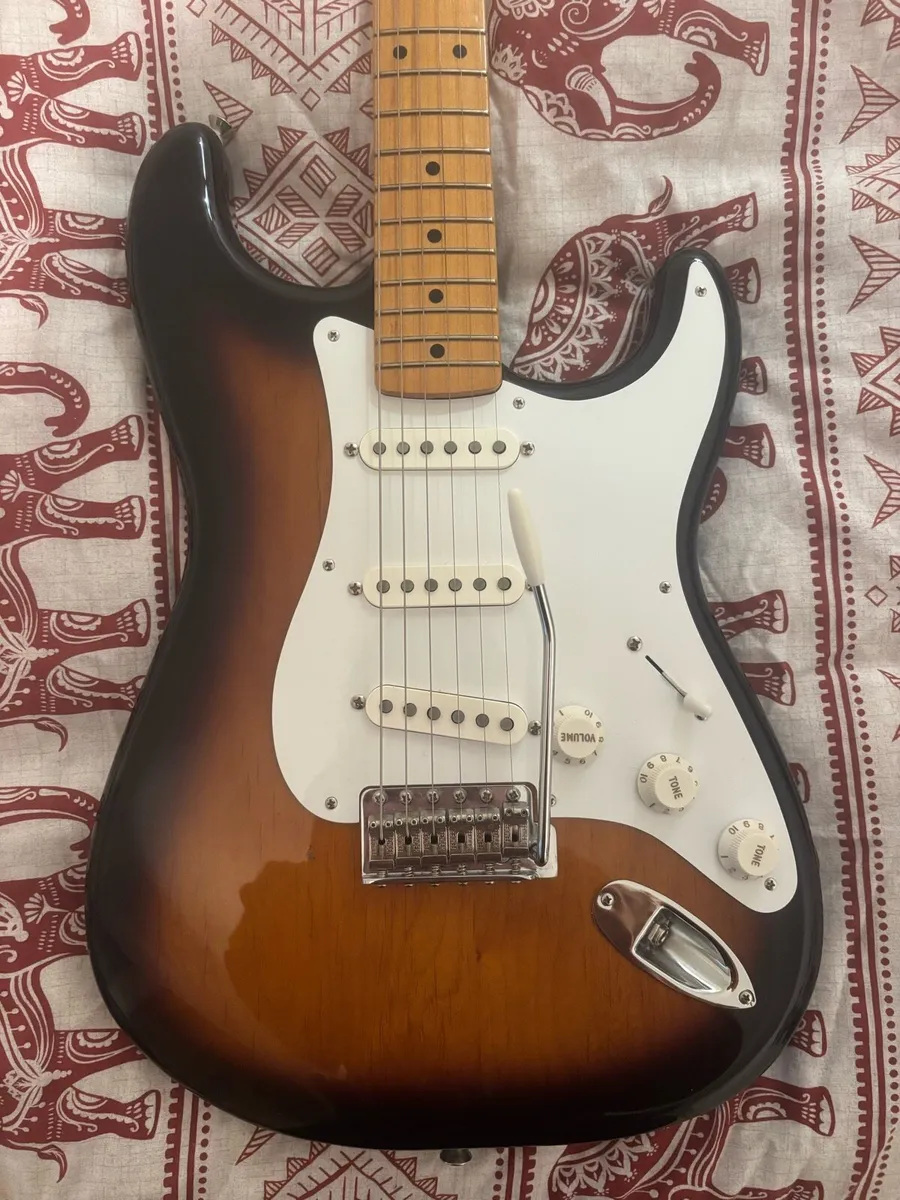 Fender Vintera II 50s MN 2 SB Stratocaster - Image 3