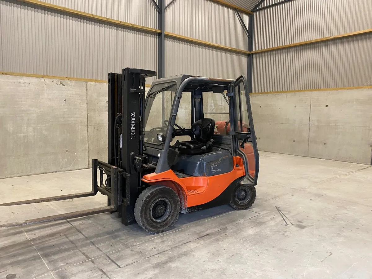 Forklift Toyota - Image 4