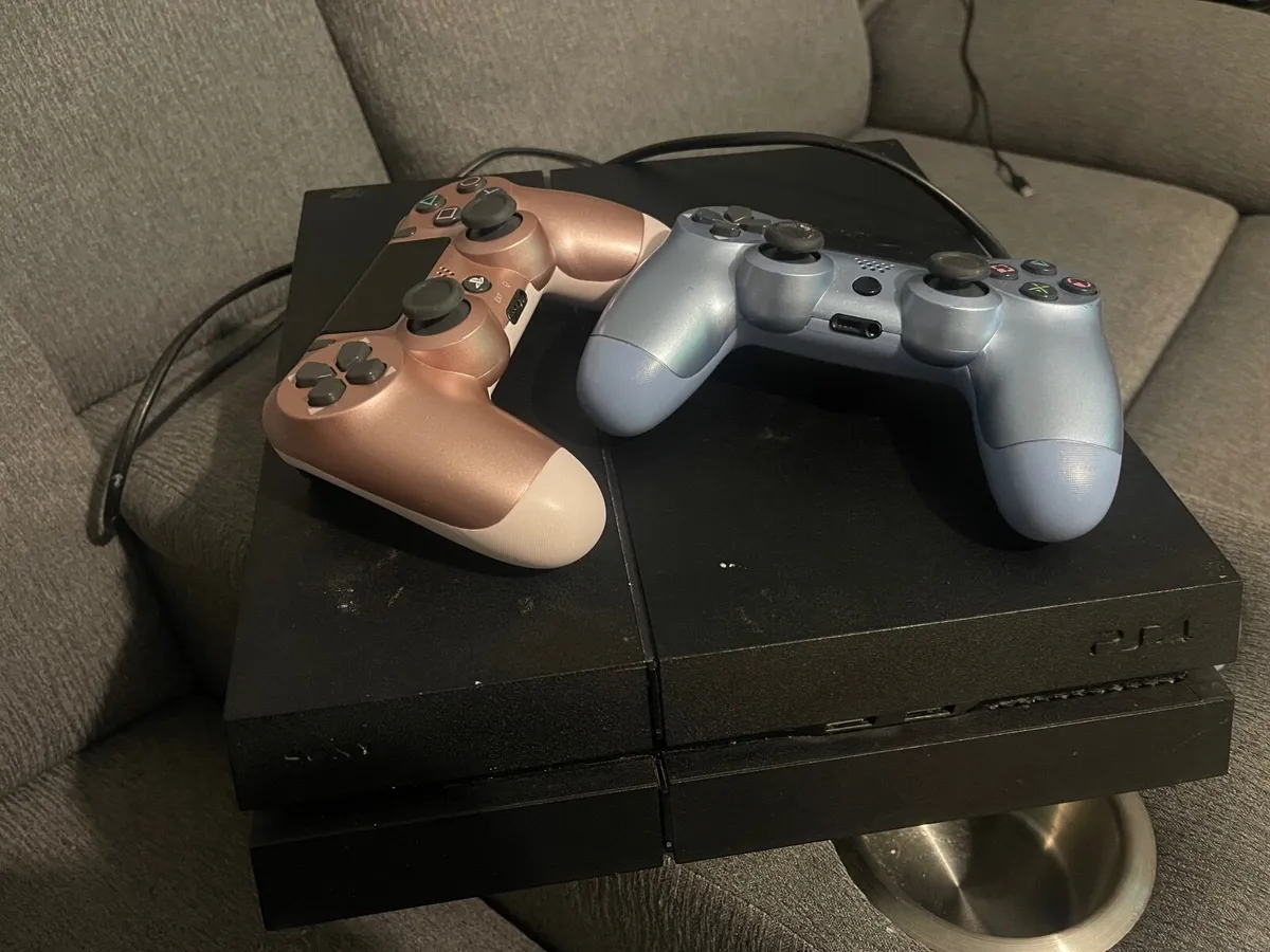 PS4 - Image 2