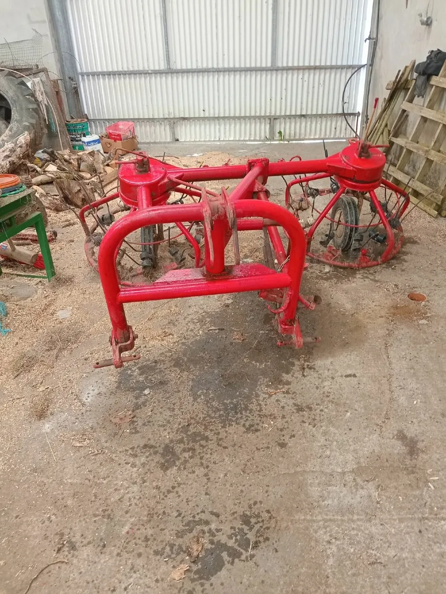 Trailer, Hay Bob, Sprayer, Bales - Image 3