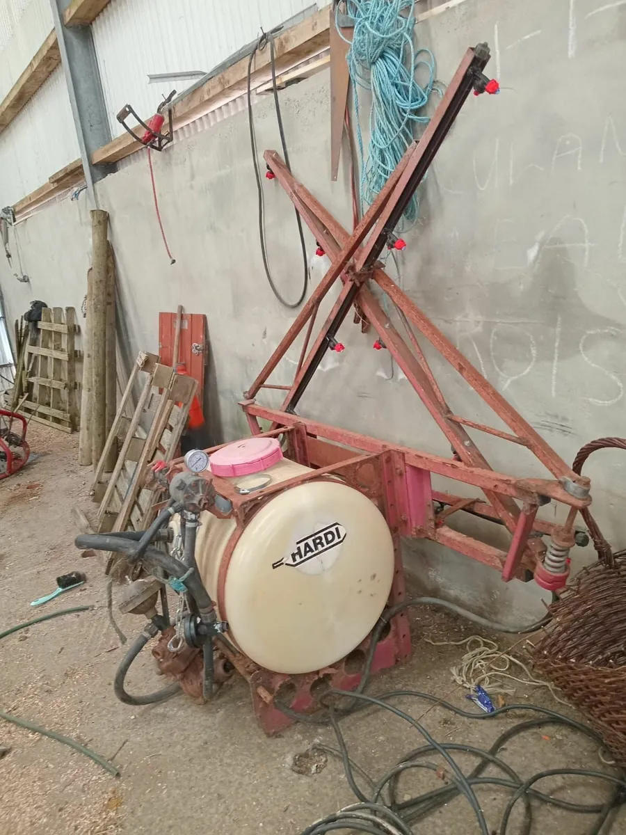 Trailer, Hay Bob, Sprayer, Bales - Image 2