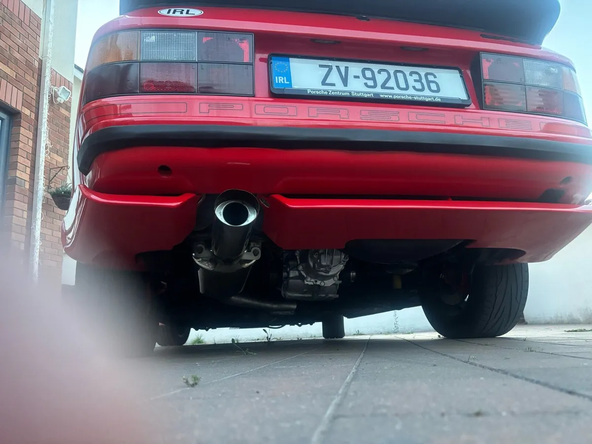 Porsche 944 - Image 4