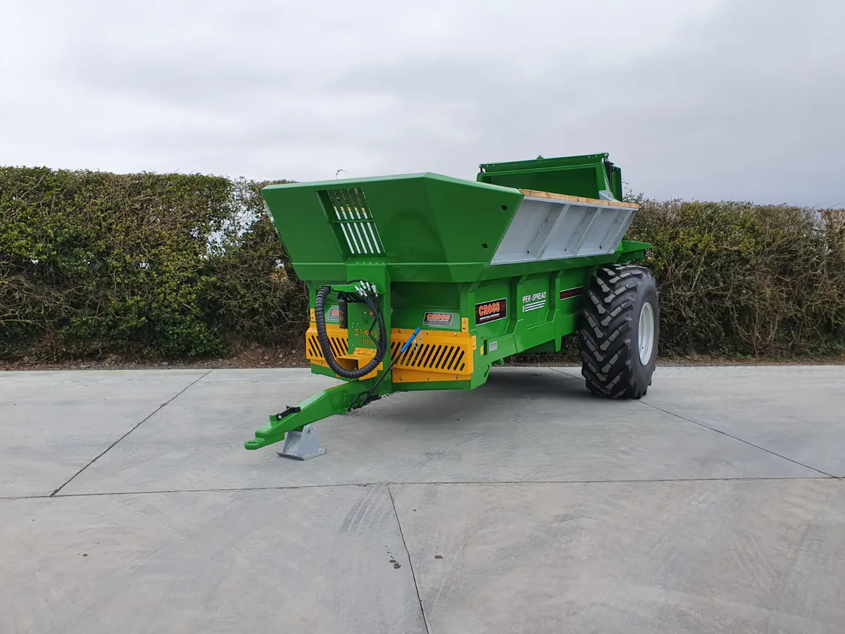 Cross 900 Muck Spreader - Image 2