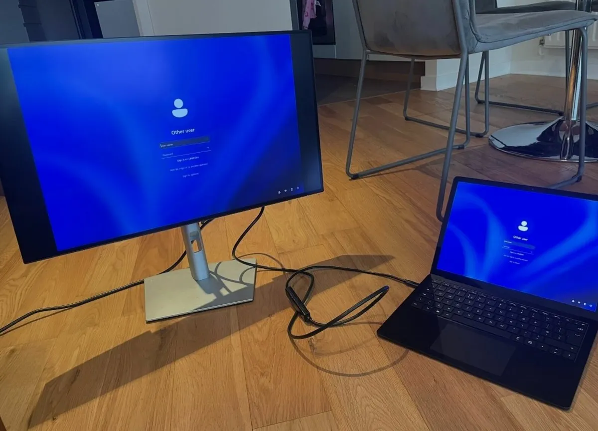 Dell Screen for Sale - Image 1