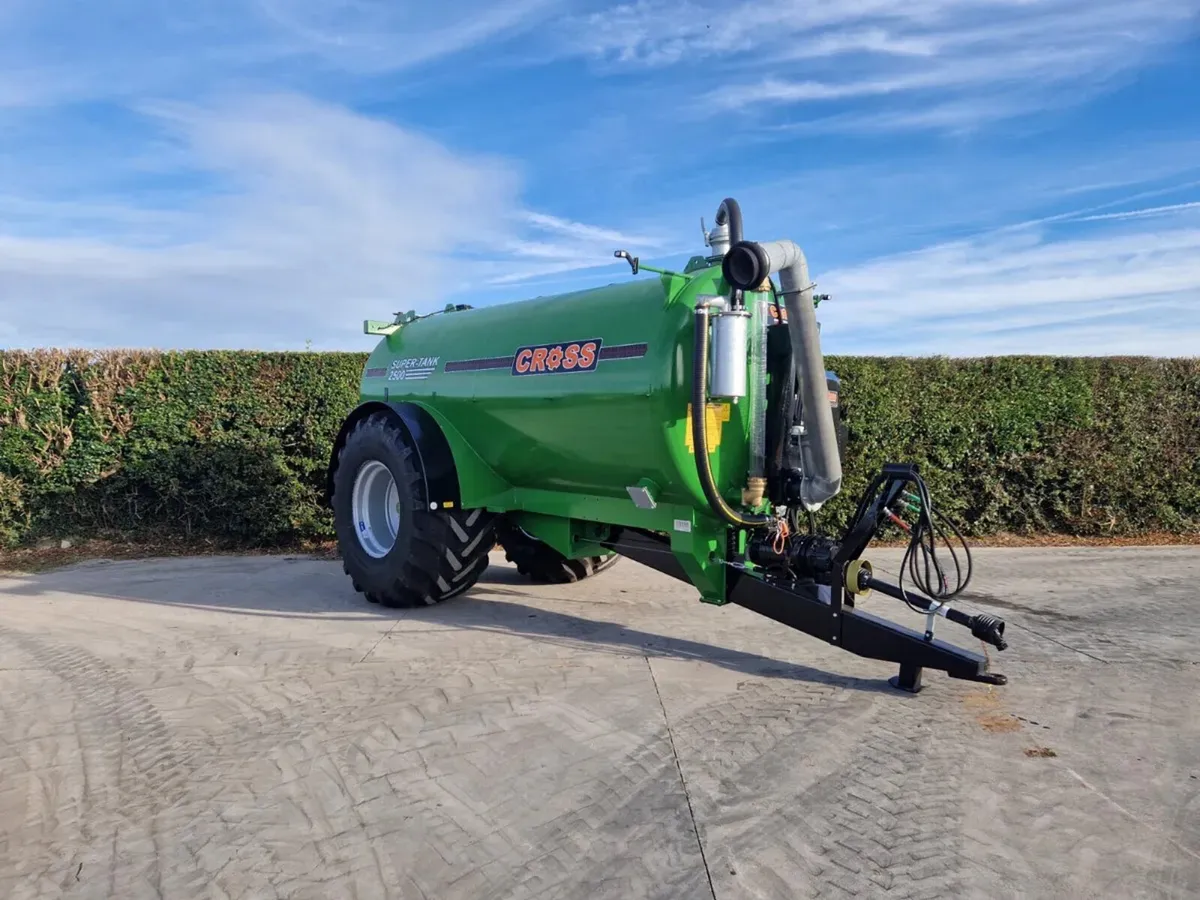 2500 Recon Tanker - Image 1